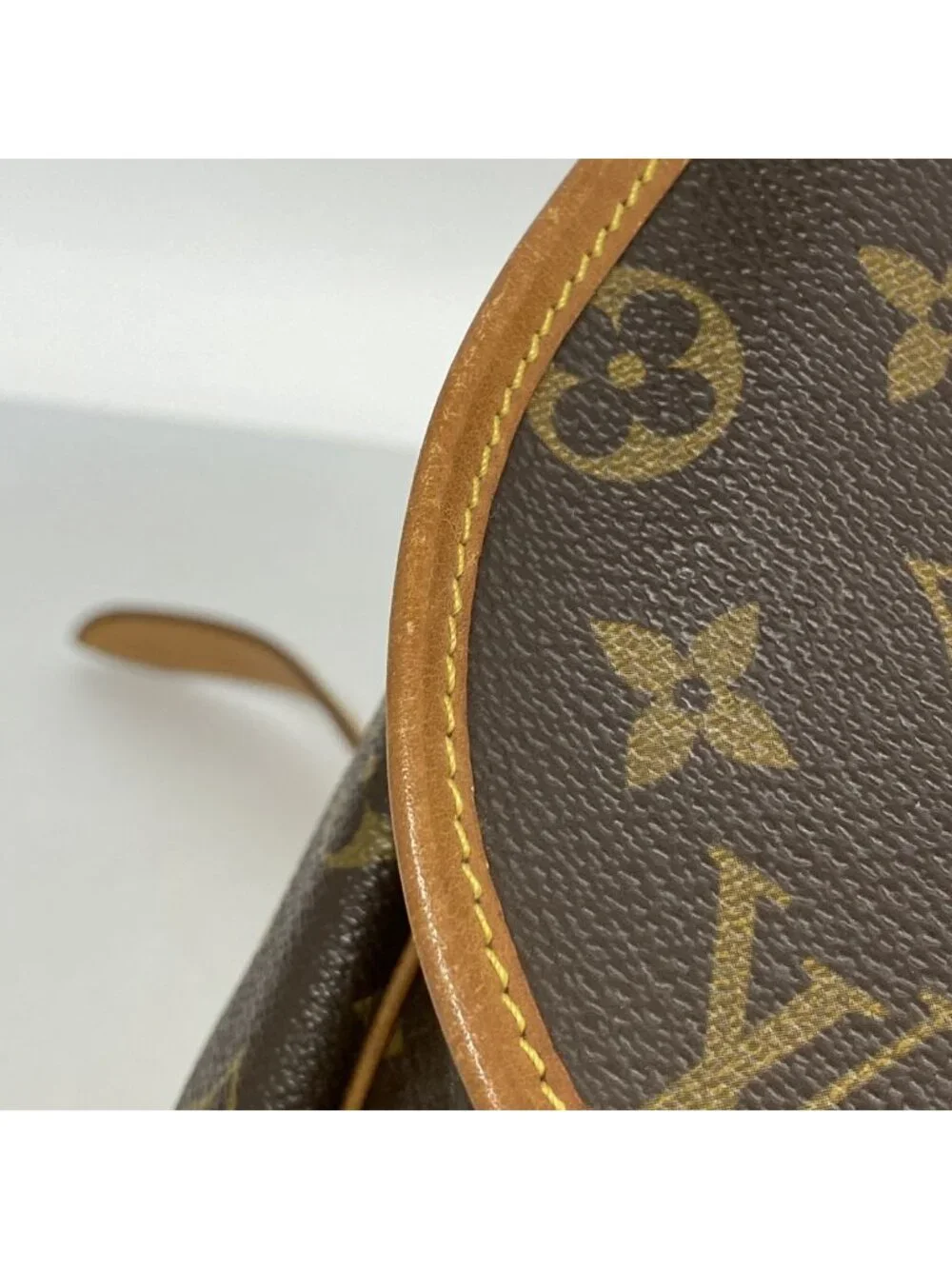 Louis Vuitton Shoulder Bag Monogram Saumur 35 Brown